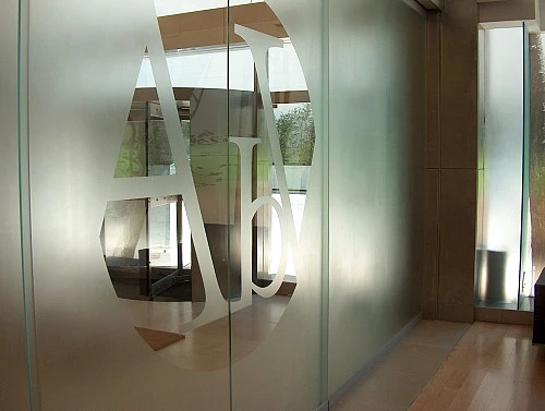 VdA Leading Firm in 'IFLR 1000' 2008