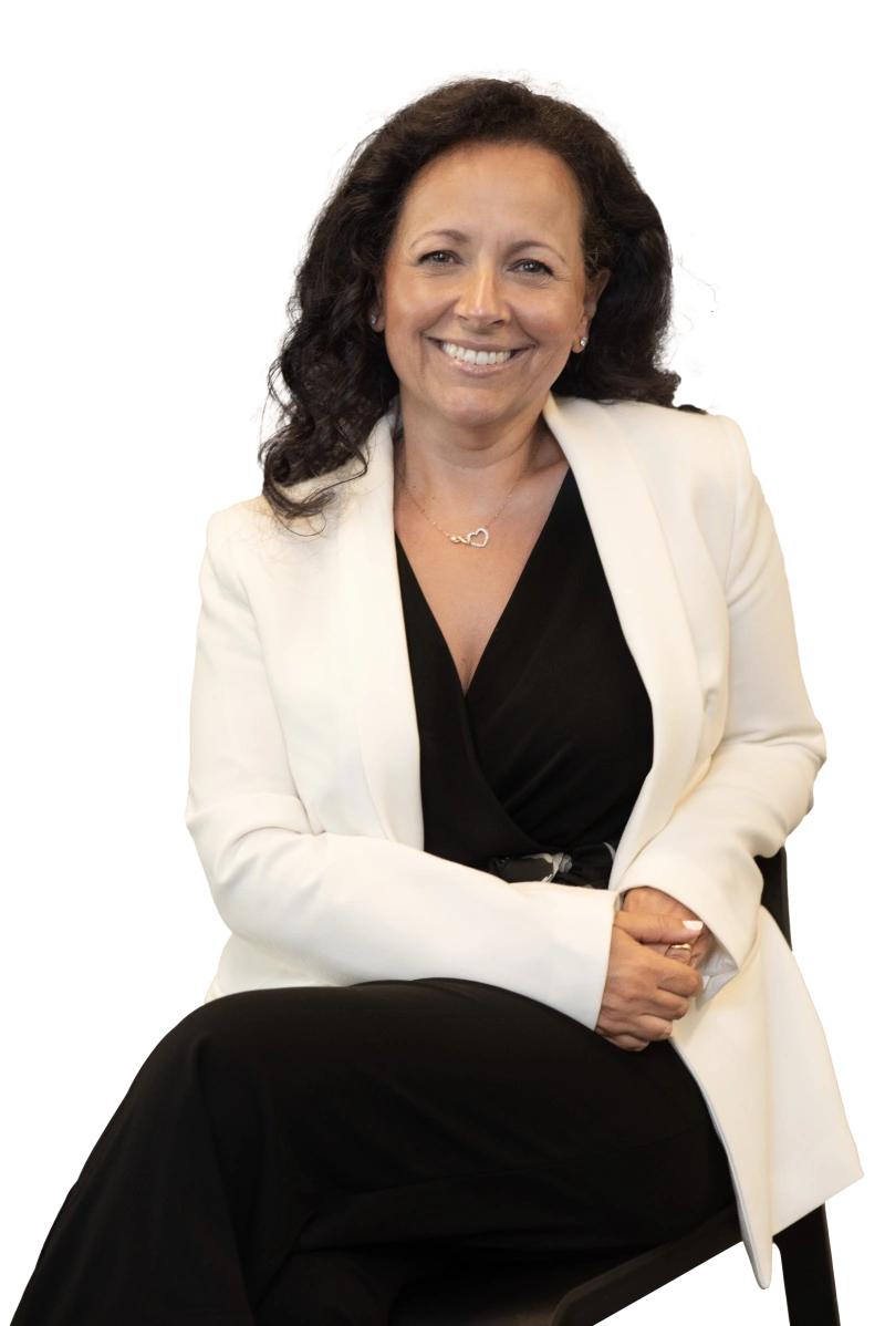 Cl&aacute;udia Coutinho da Costa 